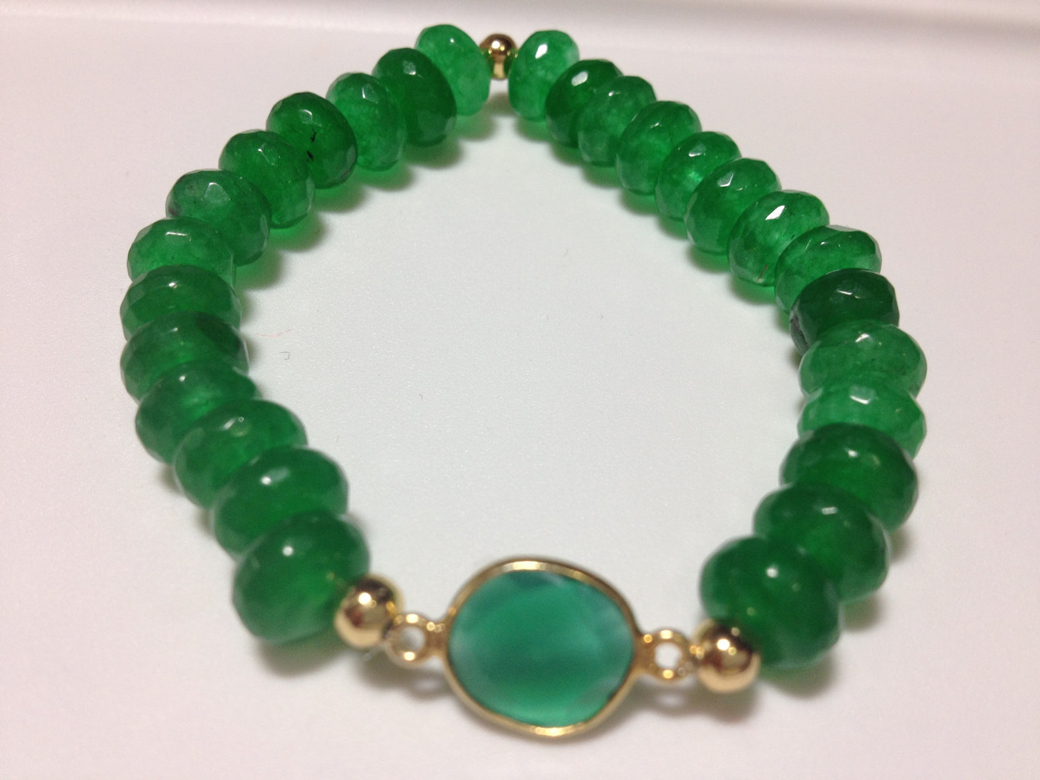 Green Swarovski gold link and green agate stones